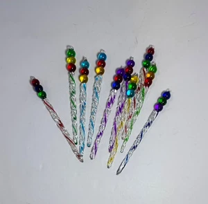 Juego de 10 adornos navideños soplados a mano multicolor remolino arte vidrio hielo - Imagen 1 de 9