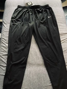 Nike Herren Libero Tech Knit Fußballhose schwarz Gr. XXL, 2X, Dri-Fit 588460-010 - Bild 1 von 10