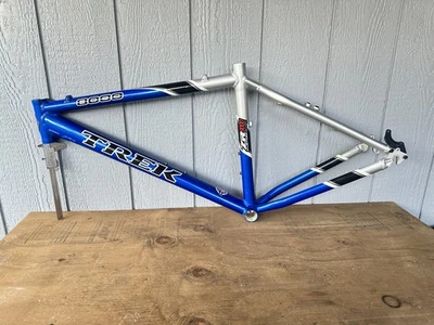 Trek 8000 ZR9000 铝制山地自行车车架 17.5 英寸碟刹 手工制作 美国 — 第 1/4 张图片