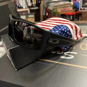 ***Oakley Fuel Cell Matte Black Flag Icons Black Iridium New W Box Fast S/H*** - Picture 1 of 6