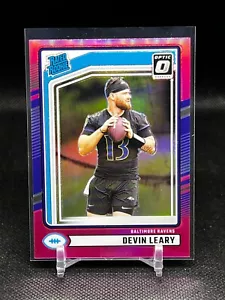 2024 Donruss Football Rated Rookie Pink Optic Preview Devin Leary #329 RC - Picture 1 of 2