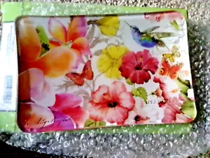 Michel designs soap dish paradise - Picture 1 of 3