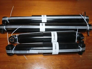1988-2000 GMC K2500 4WD Front & Rear Gas Shock Absorbers - Picture 1 of 8