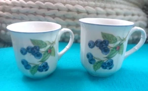 2 Villeroy & Boch COTTAGE Kaffeebecher Heidelbeeren & Kirschen NIE BENUTZT - Bild 1 von 3