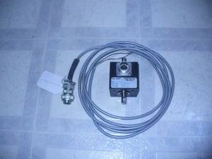 NUEVO CODIFICADOR ACCU Sin caja 711-S CODIFICADOR DE EJE INCREMENTAL, 711* 5-28 VDC 6 PINES - Imagen 1 de 2
