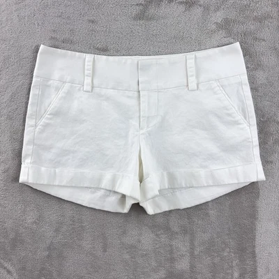 Shorts feminino Alice + Olivia branco algemado mistura de linho tamanho 8 feito em Nova York - Imagem 1 de 4