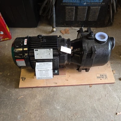 Bomba de basura DAYTON 12N806 5 hp 230/460 V  Foto 1 de 4