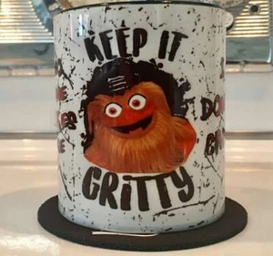 NO ONE LIKES ME I DON'T CARE KEEP IT GRITTY 11 Unzen Becher mit GRATIS Untersetzer GESCHENKBOX - Bild 1 von 5