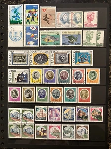 Italy - 41 used stamps - Picture 1 of 1
