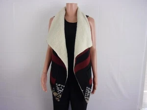 American Rag Open Vest w/Pockets SIZE: S RED/BLACK/CREAM DESIGN - Picture 1 of 3