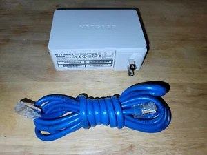 Punto de acceso extensor de rango WiFi universal de doble banda Netgear WN3500RP - Imagen 1 de 2
