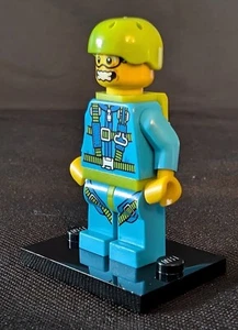 Lego Fallschirmspringer Minifigur Serie 10 71001 - Bild 1 von 4