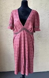 ASOS Maternity V-neck Floral Dress Size 12 Short Sleeve Eyelet Color Rose - Picture 1 of 11