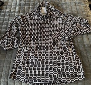 NWT Bette & Court Hooded Shirt M Black White LS Top Thumb Holes Zip Pockets - Picture 1 of 2