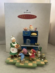 Hallmark Keepsake 1995 Studio Edition Christmas Eve Bake-off Signed In Box - Picture 1 of 8