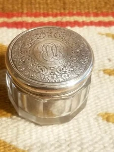 ANTIQUE VICTORIAN FANCY STERLING SILVER TOP DRESSER CREAM JAR BLACKINGTON - MA - Picture 1 of 5