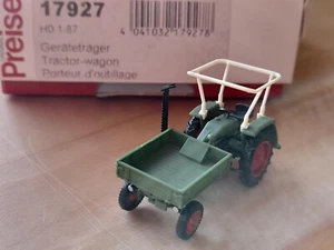 Fendt Geräteträger, grün, Preiser 17927, OVP, 1:87, Vitrinenmodel, Traktor - Bild 1 von 4