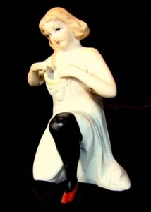 Figurine Baigneuse Pin-up Sexy Style Art Deco-allemand Style Art Nouveau Porcela - Picture 1 of 5