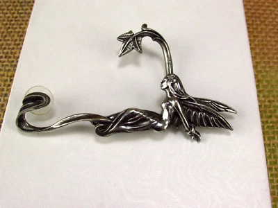 Pendiente Alquimia Gótico Hada Plata Lóbulo a Puño Hecho en Inglaterra Foto 1 de 4