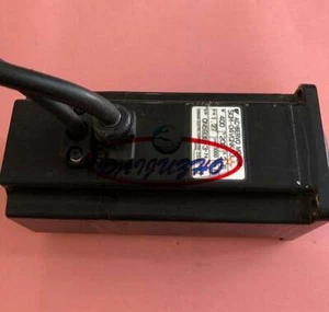 1PC Used Yaskawa servo motor SGM-04VGNK13 - Picture 1 of 1