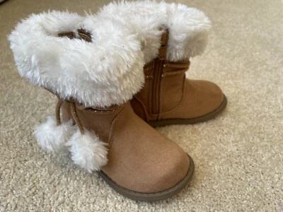 NUEVAS Botas Estilo Gamuza Marrón Tostado Paw Patrol Blanco Niño Pequeño RARAS 5.5 Foto 1 de 4