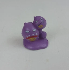 Vintage Pokemon Weezing 1" Collectible Mini Figure - Picture 1 of 4