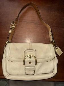 Borsa a tracolla Coach SoHo doppia tasca in pelle marrone ciottolato - Foto 1 di 18