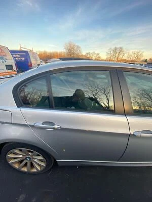 Rear Door Glass Window BMW 328i Sedan Right Passenger 07 08 09 10 11 - Изображение 1 из 3