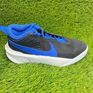 Nike Team Hustle D10 Boys Size 7Y Black Blue Athletic Running Shoes Sneakers - Picture 1 of 10