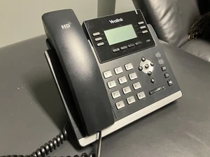 Yealink SIP-T42S IP Telefon Netzwerk LAN Büro PoE - Bild 1 von 2