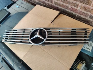 MERCEDES 500SL 1990-2002 parrilla - Imagen 1 de 2
