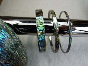 ARMREIFEN PERLMUTT NEU ABALONE MUSCHEL BLAU GRÜN ARMBAND MODE SCHMUCK NATUR NEU - Bild 1 von 2