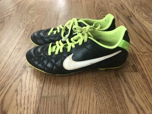 Las mejores ofertas en Botines de fútbol Verde 5 EE. UU. para hombres | eBay