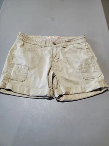 Levi's Womens  Tan Color Shorts Size 8  - Picture 1 of 19