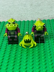 3 LEGO Space Alien Conquest Trooper, Pilot & Clinger Minifigures 7049 7066 7052 - Picture 1 of 1