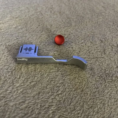 For Fujifilm XM5 Thumb Grip with Silicone Pad for Better Grip Stability - Image 1 of 2