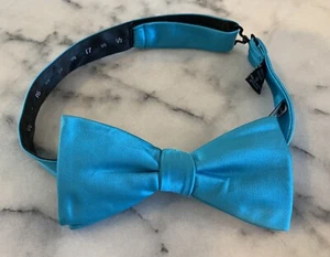 Croft & Barrow Handmade Solid Blue Turquoise Pretied Adjustable Bow Tie - Picture 1 of 3