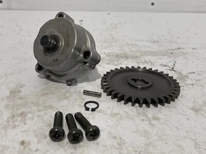 1997 Suzuki Marauder 800 Oil Pump (OEM) - Picture 1 of 8