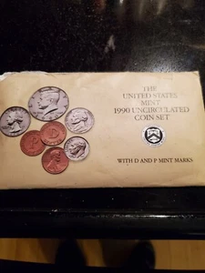 1990 US 10 Coin Uncirculated Mint Set Philadelphia and Denver Mint - Picture 1 of 6