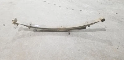 19 GMC SIERRA 2500 REAR LEAF SPRING NON HEAVY DUTY Foto 1 de 4