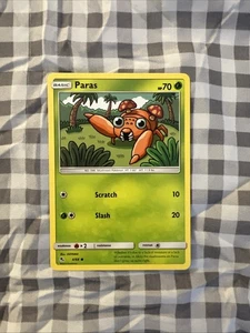 Paras 4/68 Hidden Fates - Regular Pokemon Card - Picture 1 of 1