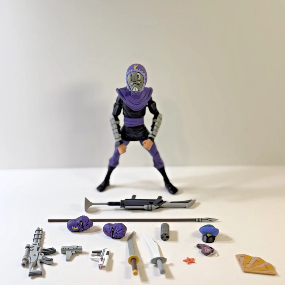 NECA Teenage Mutant Ninja Turtles Figura Problemas Afoot Soldier Foto 1 de 4