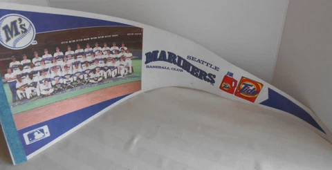 SEATTLE MARINERS MLB 1986 SGA Tide Detergent TEAM PICTURE 29" Pennant Cover