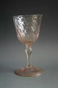 18TH CENTURY BELGIAN LIEGE WINE GLASS - CIRCA 1730 - Picture 1 of 5