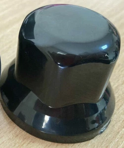 20x 32mm Negro Plástico Tuerca Rueda Tapas Cubierta Para Ruedas Apto Scania Volvo Iveco Mercedes MAN - Imagen 1 de 4