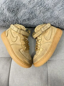 NIKE AIR FORCE 1 MID WB (PS) FLAX WHEAT-OUTDOOR GRÜN GR. 11C [AH0756-203] - Bild 1 von 6