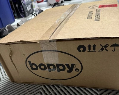 Подушка для кормления Boppy - красочная дикая природа - Изображение 1 из 4