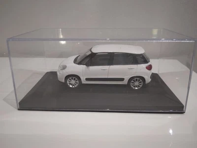 Modellino 1/43 Fiat 500L Mondo Motors in teca completamente bianca raro - Immagine 1 di 4