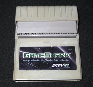 Interact Gameshark (Nintendo Game Boy / Pocket / Color) getestet - Bild 1 von 2