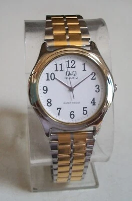 Men's Number Dial Gold & Silver Finish  Q&Q Dressy Casual Fashion Wrist  Watch - Image 1 of 4